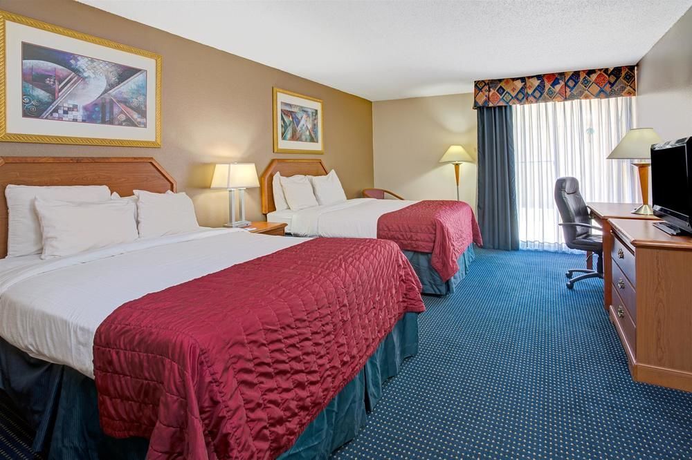 Garnet Inn & Suites Орландо Екстериор снимка