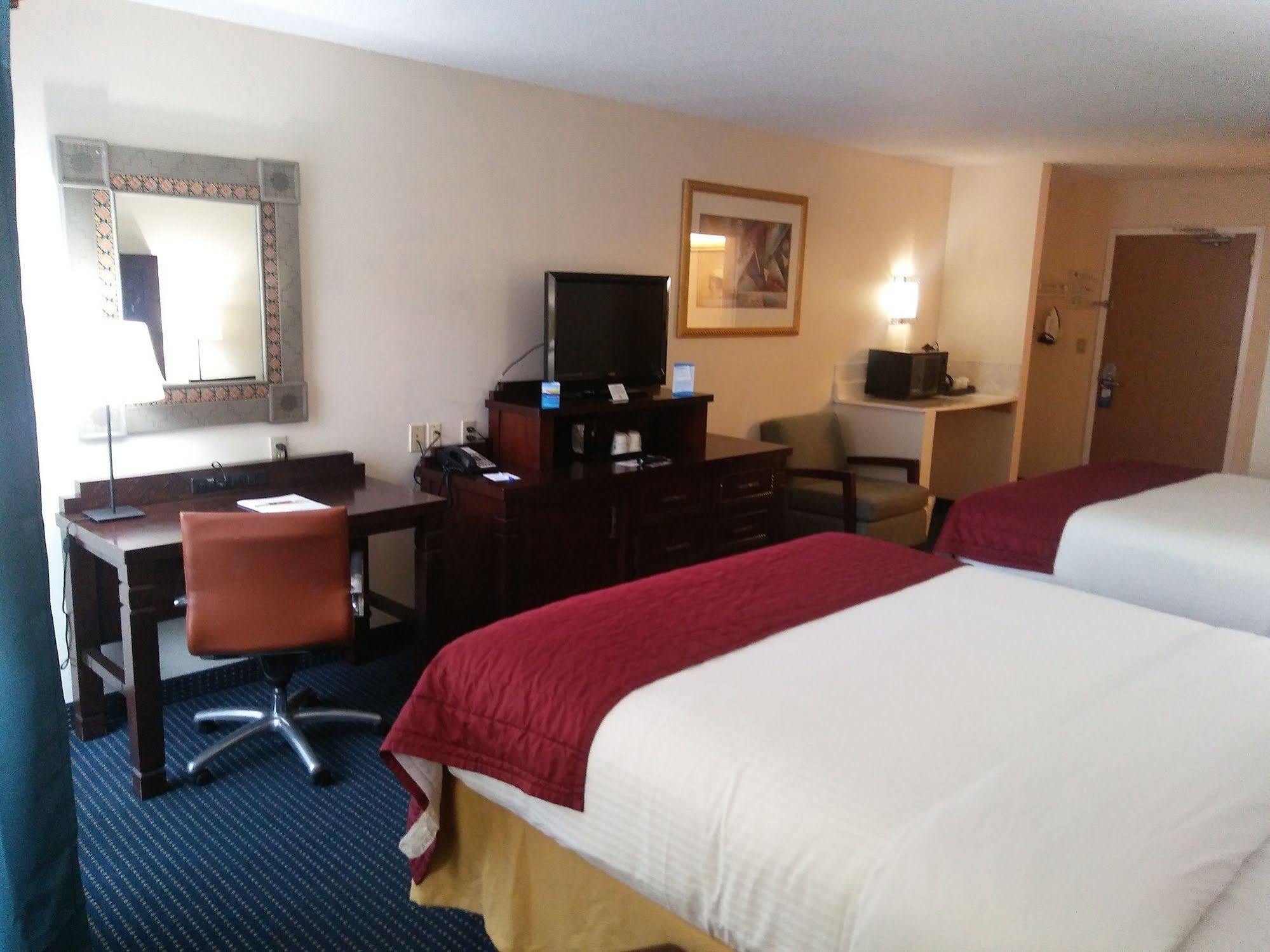 Garnet Inn & Suites Орландо Екстериор снимка