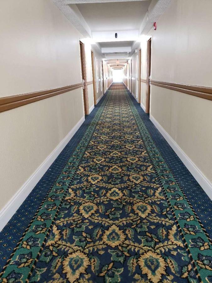 Garnet Inn & Suites Орландо Екстериор снимка
